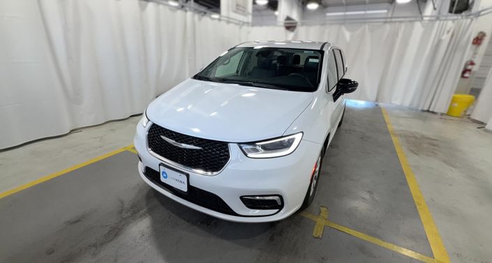 Thumbnail: 2024 Chrysler Pacifica - 1
