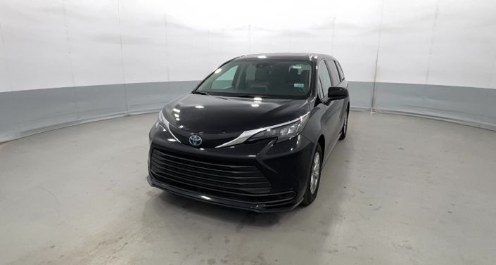Thumbnail: 2024 Toyota Sienna - 1