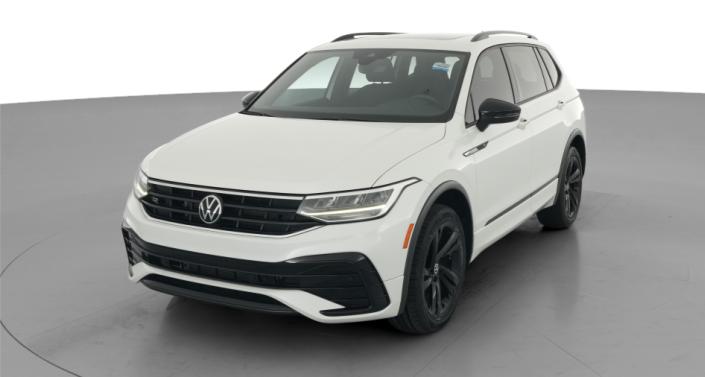 Thumbnail: 2023 Volkswagen Tiguan - 1
