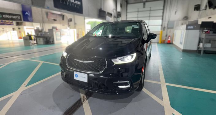Thumbnail: 2024 Chrysler Pacifica - 1