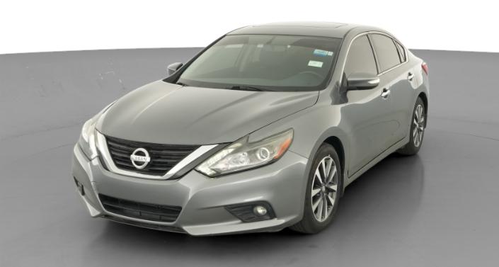 Thumbnail: 2017 Nissan Altima - 1