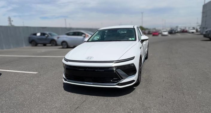 Thumbnail: 2025 Hyundai Sonata - 1