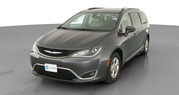 Thumbnail: 2017 Chrysler Pacifica - 1