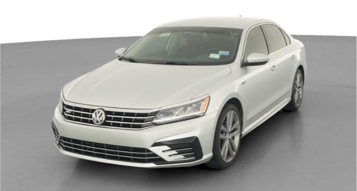 Thumbnail: 2017 Volkswagen Passat - 1