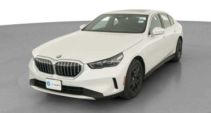 Thumbnail: 2026 BMW 5 Series - 1