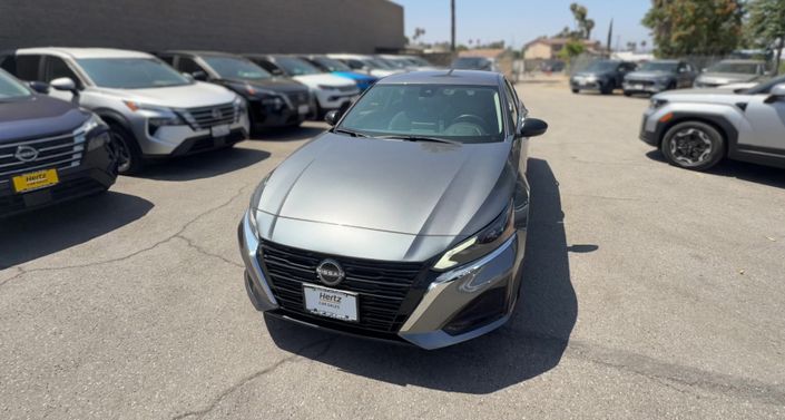 Thumbnail: 2025 Nissan Altima - 1