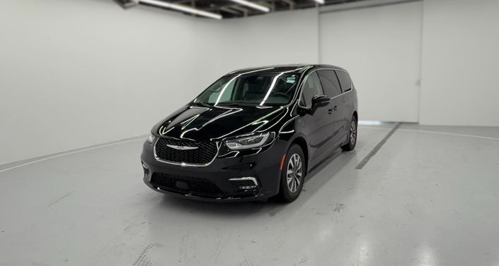 Thumbnail: 2024 Chrysler Pacifica - 1