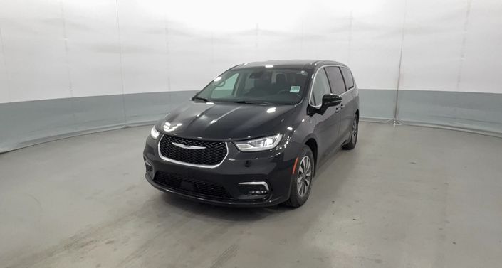 Thumbnail: 2024 Chrysler Pacifica - 1