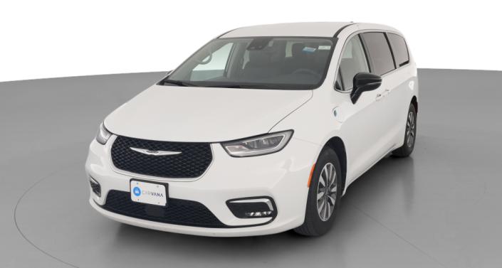 Thumbnail: 2024 Chrysler Pacifica - 1