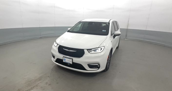 Thumbnail: 2023 Chrysler Pacifica - 1