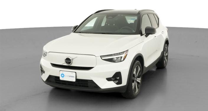 Thumbnail: 2023 Volvo XC40 - 1