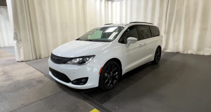 Thumbnail: 2019 Chrysler Pacifica - 1