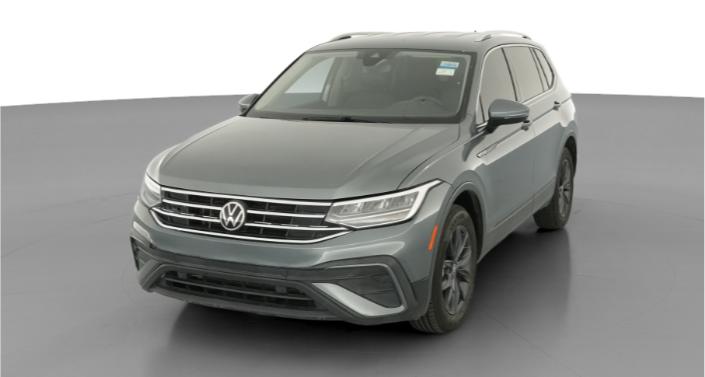 Thumbnail: 2022 Volkswagen Tiguan - 1