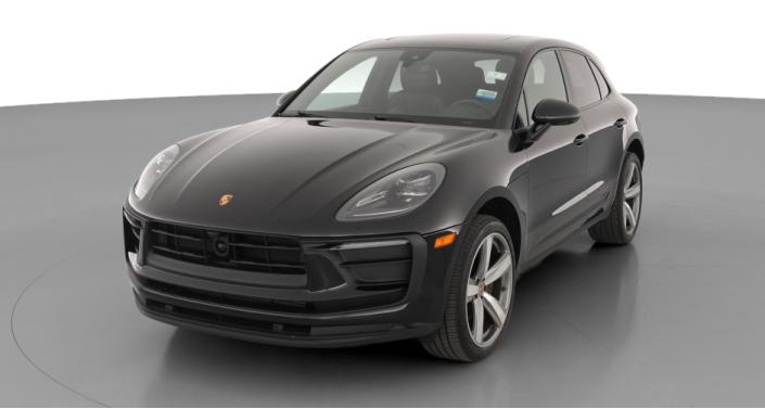 Thumbnail: 2022 Porsche Macan - 1