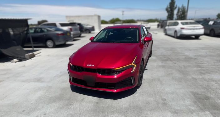 Thumbnail: 2025 Kia K5 - 1