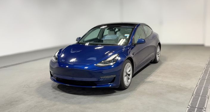 Thumbnail: 2021 Tesla Model 3 - 1