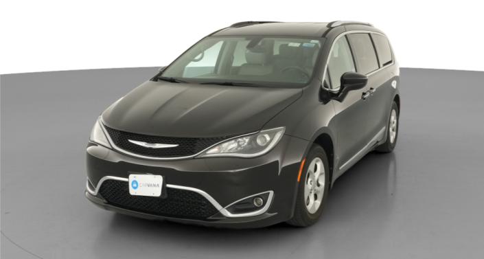 2017 Chrysler Pacifica  -
                  Colonial Heights, VA
