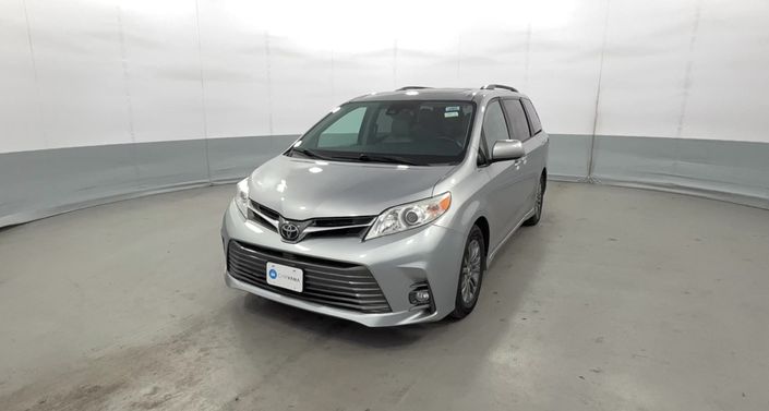 Thumbnail: 2018 Toyota Sienna - 1