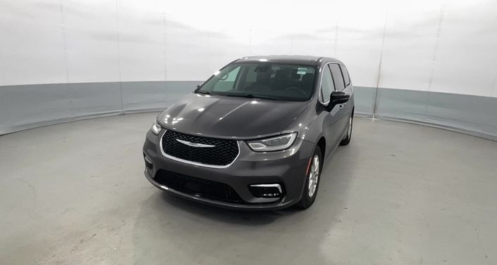 Thumbnail: 2023 Chrysler Pacifica - 1