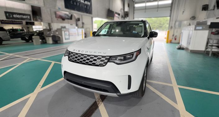 Thumbnail: 2025 Land Rover Discovery - 1