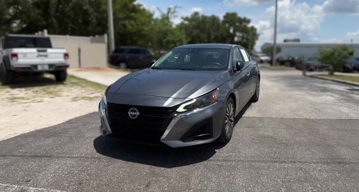 Thumbnail: 2025 Nissan Altima - 1