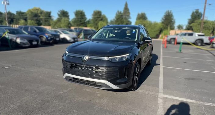 Thumbnail: 2026 Volkswagen Tiguan - 1