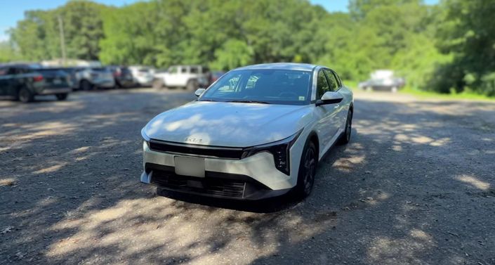 Thumbnail: 2025 Kia K4 - 1