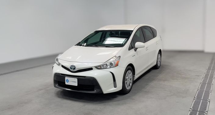 Thumbnail: 2016 Toyota Prius v - 1