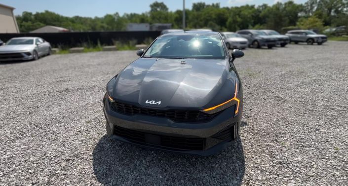 Thumbnail: 2025 Kia K5 - 1