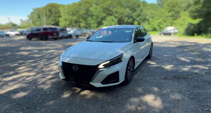 Thumbnail: 2025 Nissan Altima - 1
