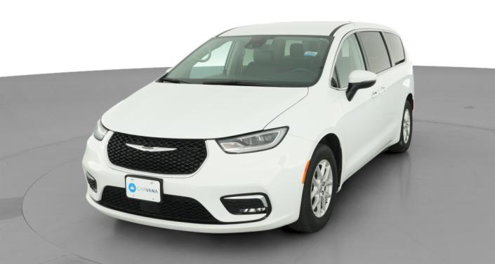 Thumbnail: 2023 Chrysler Pacifica - 1