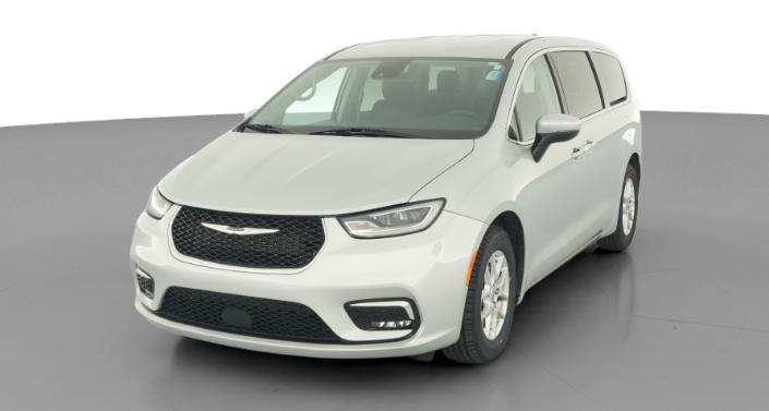Thumbnail: 2023 Chrysler Pacifica - 1