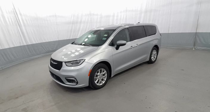 Thumbnail: 2023 Chrysler Pacifica - 1
