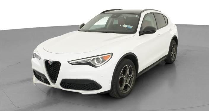 Thumbnail: 2021 Alfa Romeo Stelvio - 1