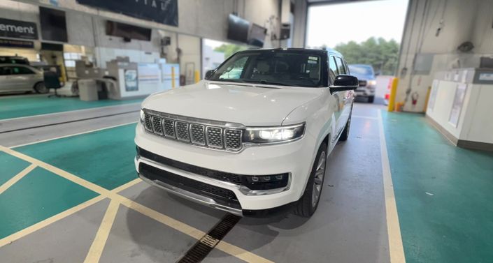 2023 Jeep Grand Wagoneer L Series II -
                  Yaphank, NY
