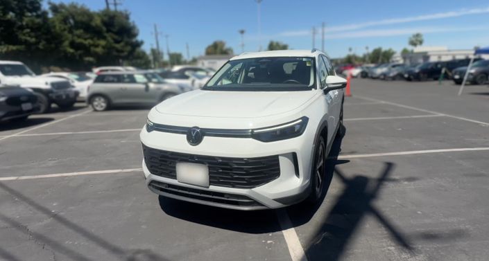 Thumbnail: 2026 Volkswagen Tiguan - 1