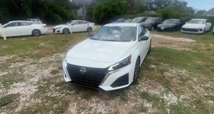 Thumbnail: 2025 Nissan Altima - 1