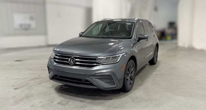 Thumbnail: 2022 Volkswagen Tiguan - 1