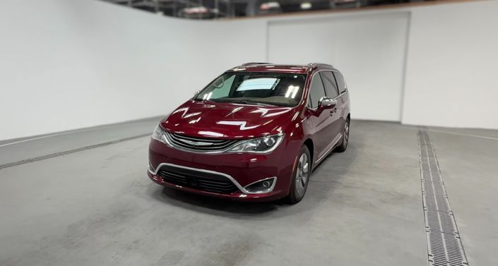 Thumbnail: 2018 Chrysler Pacifica - 1