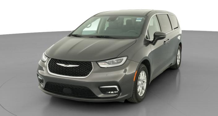 Thumbnail: 2023 Chrysler Pacifica - 1