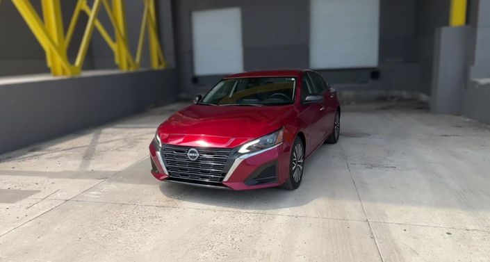 Thumbnail: 2025 Nissan Altima - 1