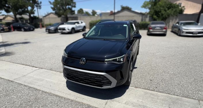 Thumbnail: 2025 Volkswagen Taos - 1