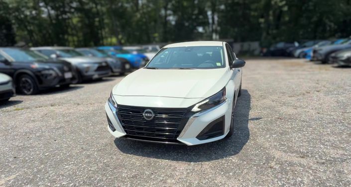 Thumbnail: 2025 Nissan Altima - 1