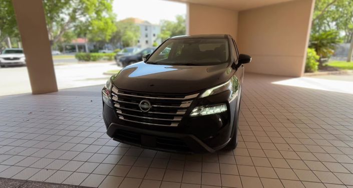 Thumbnail: 2025 Nissan Rogue - 1