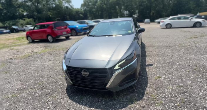 Thumbnail: 2025 Nissan Altima - 1