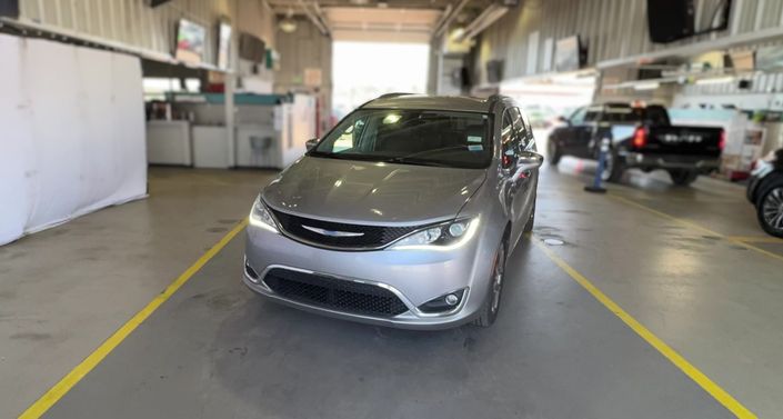 Thumbnail: 2018 Chrysler Pacifica - 1
