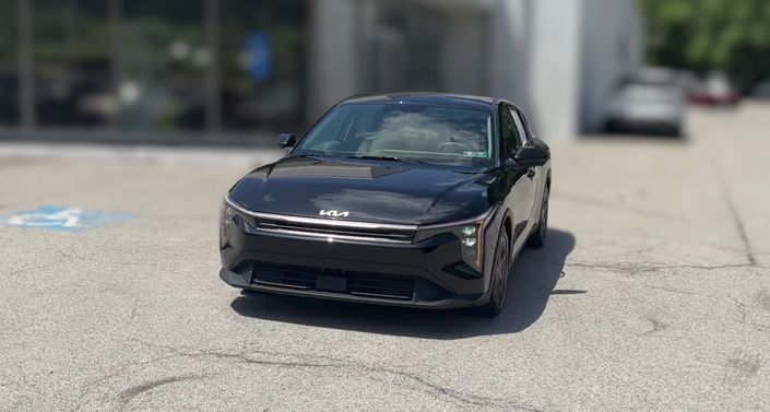 Thumbnail: 2025 Kia K4 - 1
