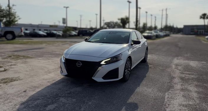 Thumbnail: 2025 Nissan Altima - 1
