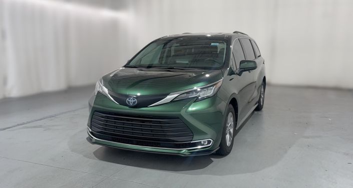 Thumbnail: 2022 Toyota Sienna - 1