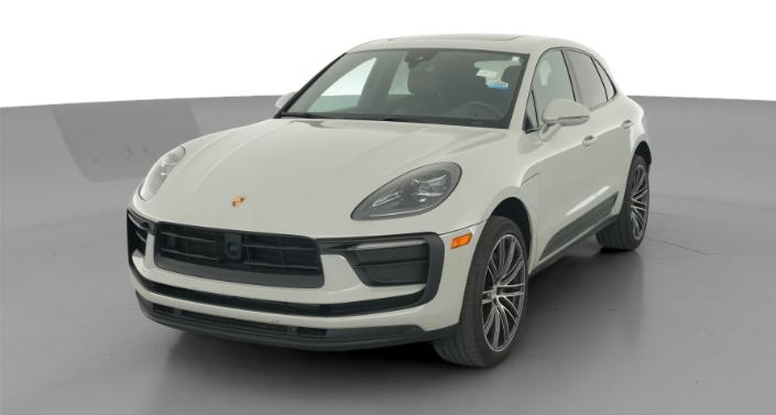 Thumbnail: 2024 Porsche Macan - 1
